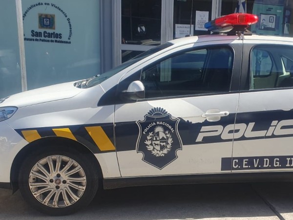 Rapiñaron a un hombre por un termo, un mate y un celular; uno de los rapiñeros fue formalizado
