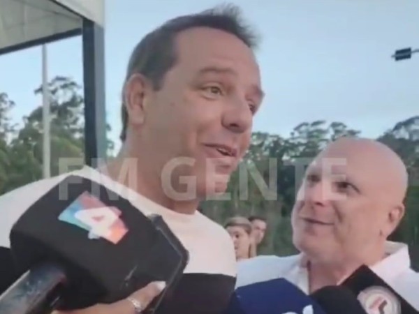 Petinatti sorprendió a Ruglio y aportó $50 para la colecta de Leo Fernández