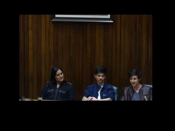 Reconocimiento a alumnos del Liceo 4: “No es fácil pero esto es muestra de que somos estudiantes capaces”