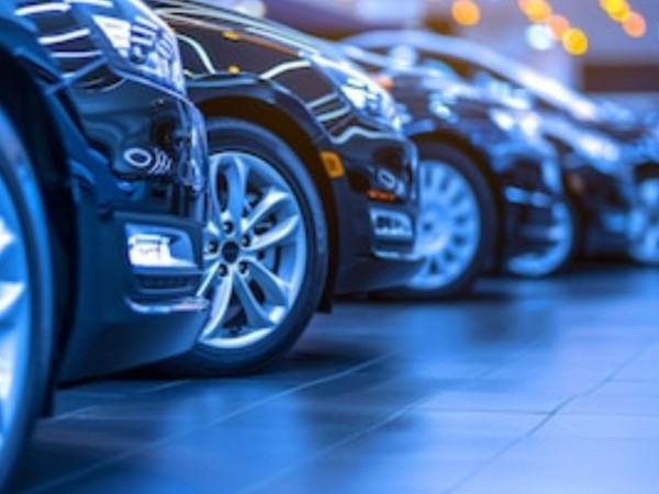 Investigan automotor...