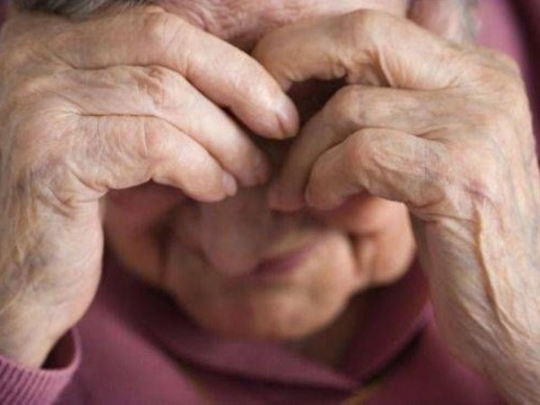 Falleció la mujer de 86 años que fue estafada; familiar dijo que “no soportó la angustia”