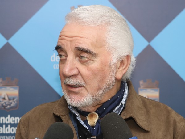 La mitad de la reductora está "colocada" aunque apareció un "pequeño problema de encastre"