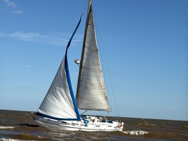 Un velero de bandera...