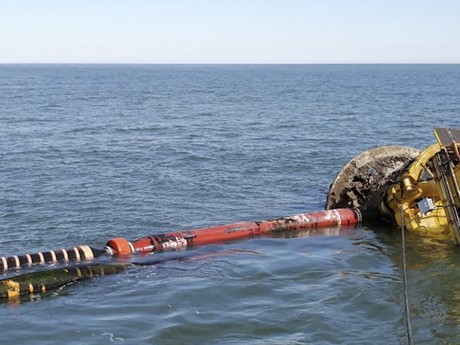 Presidenta de ANCAP reconoció que existe una fisura en la soldadura de la boya petrolera de José Ignacio