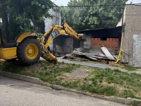 Demolieron inmueble...