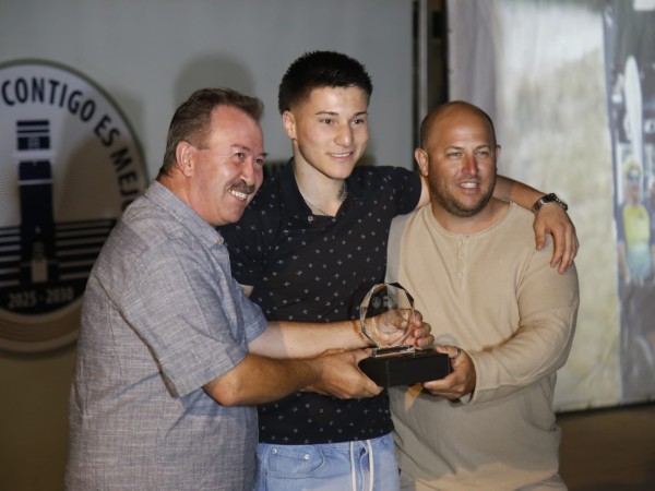 "Noche de Campeones": 42 deportistas vinculados a Maldonado fueron homenajeados