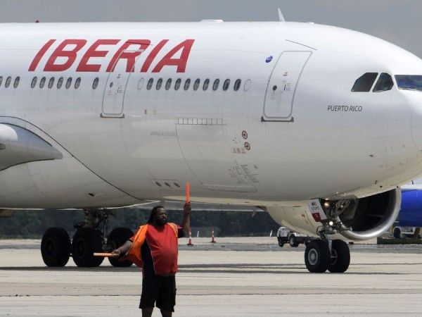 Hubo avances en las negociaciones por conflicto de controladores aéreos