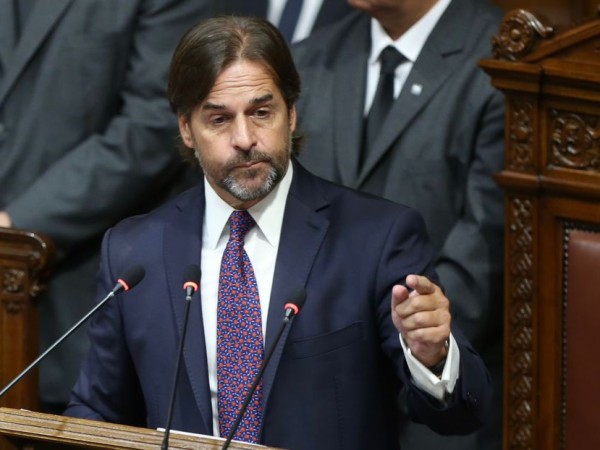 El presidente de la República destacó el realojo del barrio Kennedy