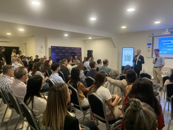 Cámara Empresarial d...