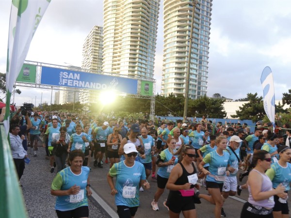 Movistar acompañó la Corrida San Fernando en Punta del Este