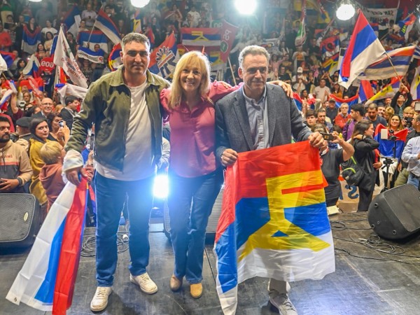 Cosse, Orsi y Lima realizarán un acto en la plaza San Fernando con la actuación de La Tabaré
