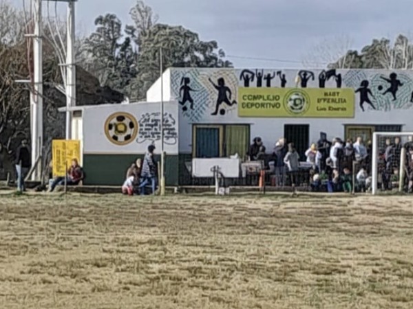 Árbitro sufrió convulsiones durante un partido en cancha de Barrio Perlita