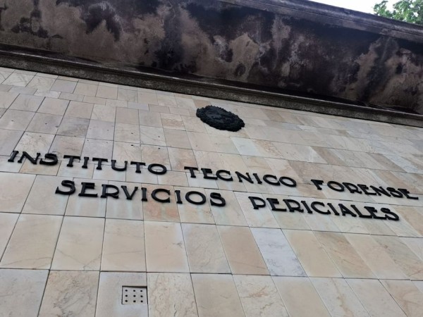 Indicios preliminares de la autopsia descartarían hipotermia en la muerte del cuidacoches en Playa Brava