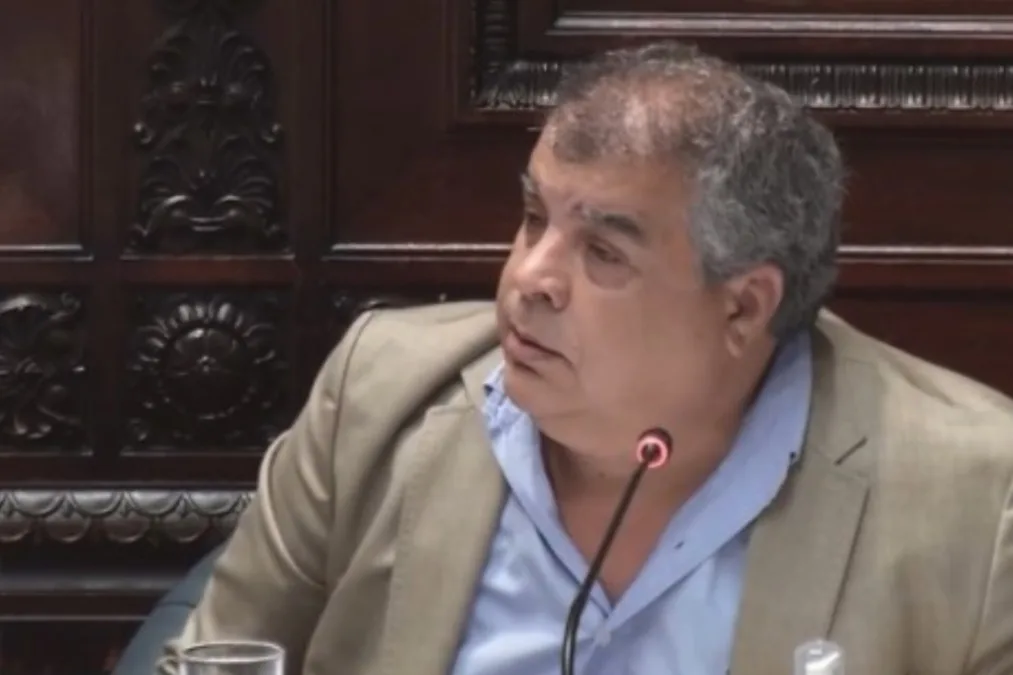 Blás propone limitar...