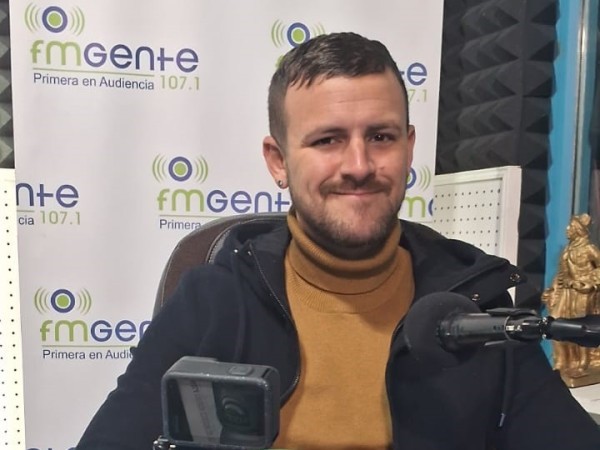 “En Cuba está prohibido; todavía no creo lo que comí”, mira el alimento que probó un influencer cubano en Maldonado