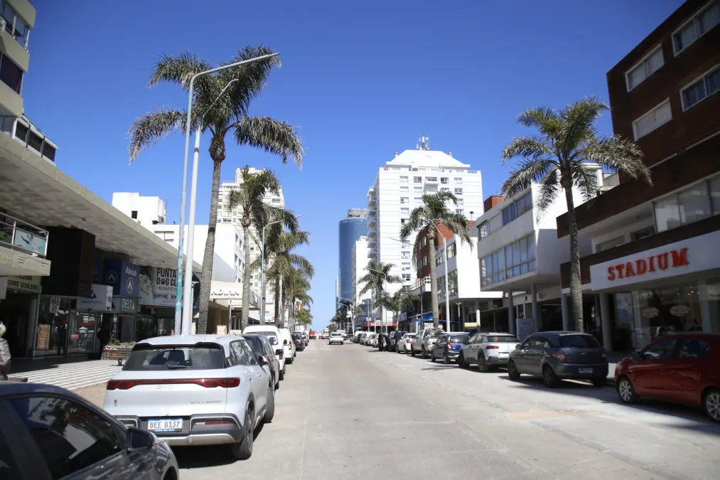 Punta del Este suma...