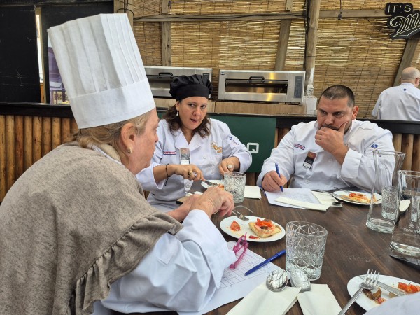 Golden Chef se desarrolla en Punta del Este con propuestas gastronómicas y actividades en vivo