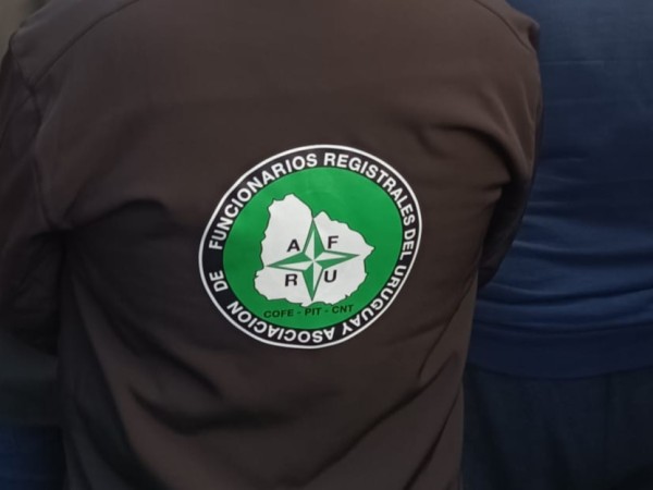 Funcionarios Registrales en conflicto: “Estamos tocando fondo”
