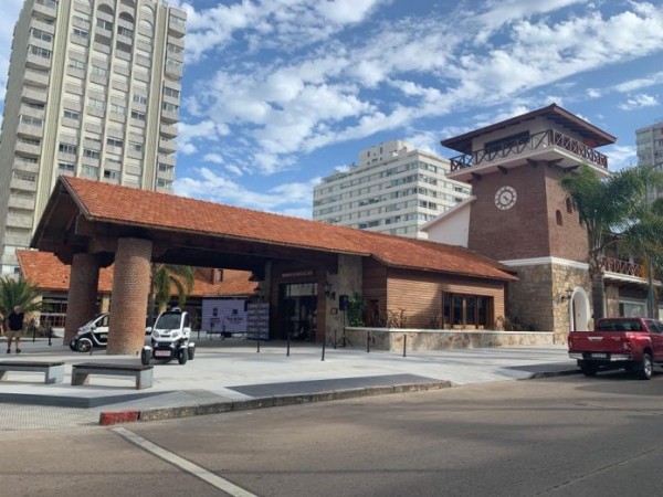 Antía terminante: Willy Rey "no sabe nada" y defendió proyecto edilicio al lado de la ex Ancap en Punta del Este