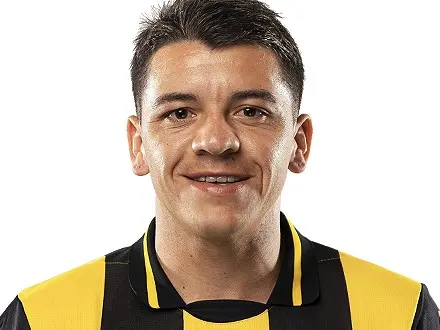 Silencio, tensión y...