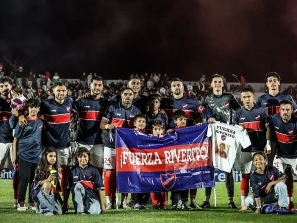 De estar a un paso del ascenso a no cobrar: el plantel de Atenas denuncia atrasos en el pago de salarios