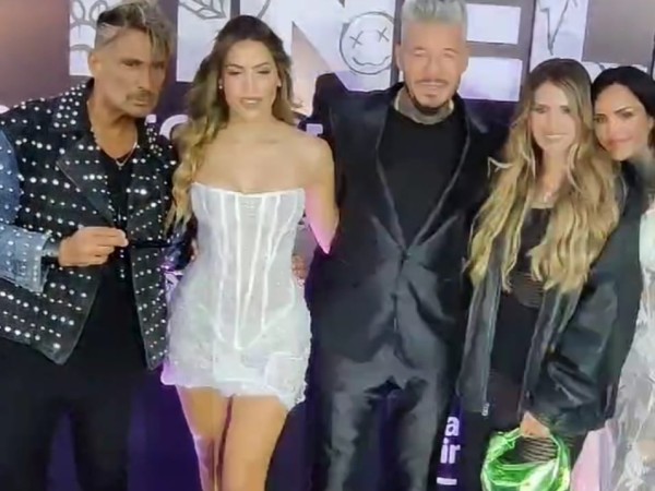 Con personalidades del ámbito artístico y televisivo se lanzó en José Ignacio el reality que cuenta la dinámica de Tinelli y su familia