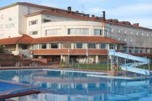 Trabajadores del Alcion evalúan desocupar el hotel