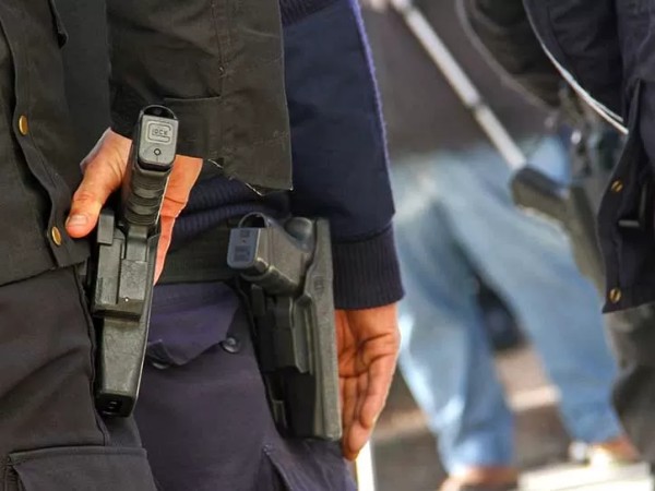 Policía fue agredido con un hierro para robarle su arma de reglamento
