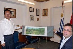 Empresarios locales estrechan relación comercial  con China 
