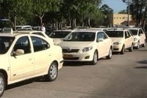 Este miércoles se hará el sorteo de permisos para automóviles con taxímetro