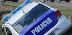 Tres policías terminaron en una zanja
