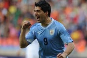 Luis Suárez invitado de hoteles y complejos de Punta del Este