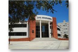 La junta sesiona con 35 expedientes en su orden del día