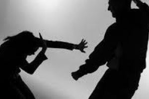 Golpeó y amenazó de muerte a su joven pareja pero no fue a prisión