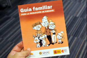 Presentan guía para reducir riesgos ante emergencias