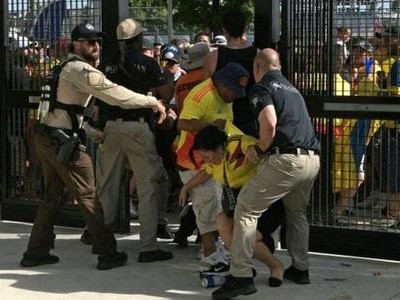 Incidentes en ingresos retrasan inicio de la final de la Copa América entre Argentina y Colombia