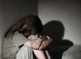 Otro abuelo terminó en Las Rosas por abusar de su nieta