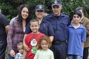 Una familia de policías al frente del nuevo destacamento de San Francisco