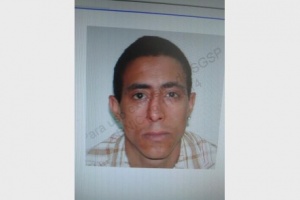 No ha sido atrapado aún recluso fugado del hospital de San Carlos