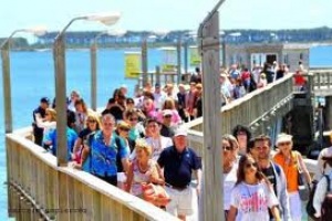Lanzamiento de temporada de cruceros con intenso movimiento turístico