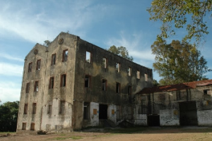 Liceales de San Carlos presentan documental sobre Lavagna y su molino
