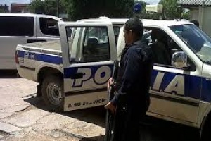 Policía busca a dos rapiñeros tras dos asaltos