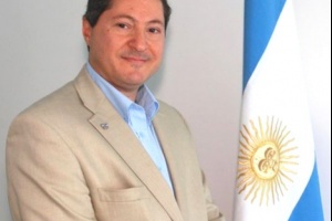 Consul Basbus destacó aumento de argentinos que vienen a vivir 