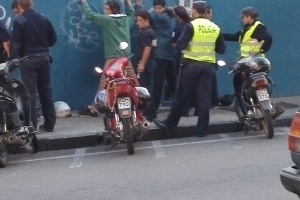 Operativo policial en el centro de Maldonado