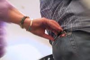 La policía busca a niñas punguistas