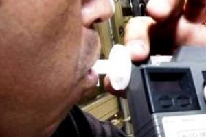 Borrachos por unanimidad, iban en moto por avenida España