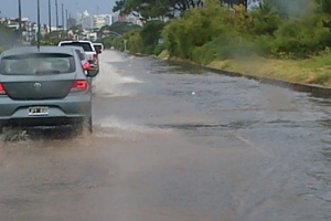 Problemático ingreso vehícular a Punta del Este
