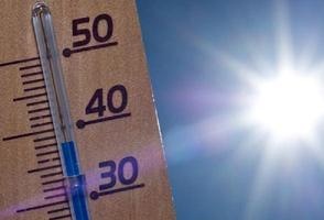 Salud Pública recomienda no exponerse a rayos solares, usar protección e hidratarse bien