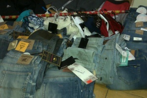 Arrasaron tiendas en Punta del Este pero cayeron en manos de la policía