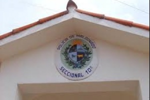 Cajera de supermercado procesada sin prisión al devolver el dinero robado